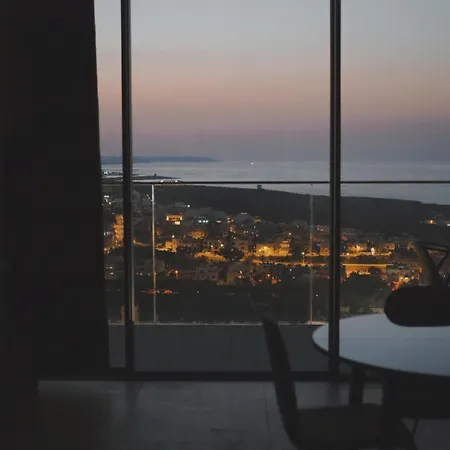 Luxury Sky At Mercury Tower 22nd Floor Sea View Infinity Pool Апартаменты *