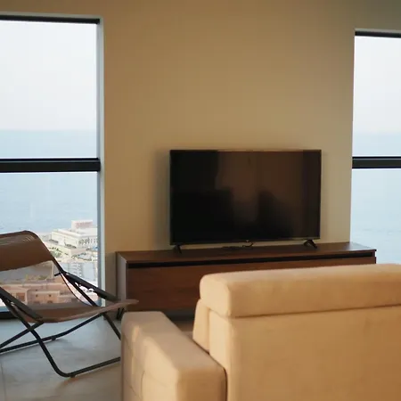Luxury Sky At Mercury Tower 22nd Floor Sea View Infinity Pool *
