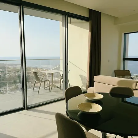 Luxury Sky At Mercury Tower 22nd Floor Sea View Infinity Pool Апартаменты *